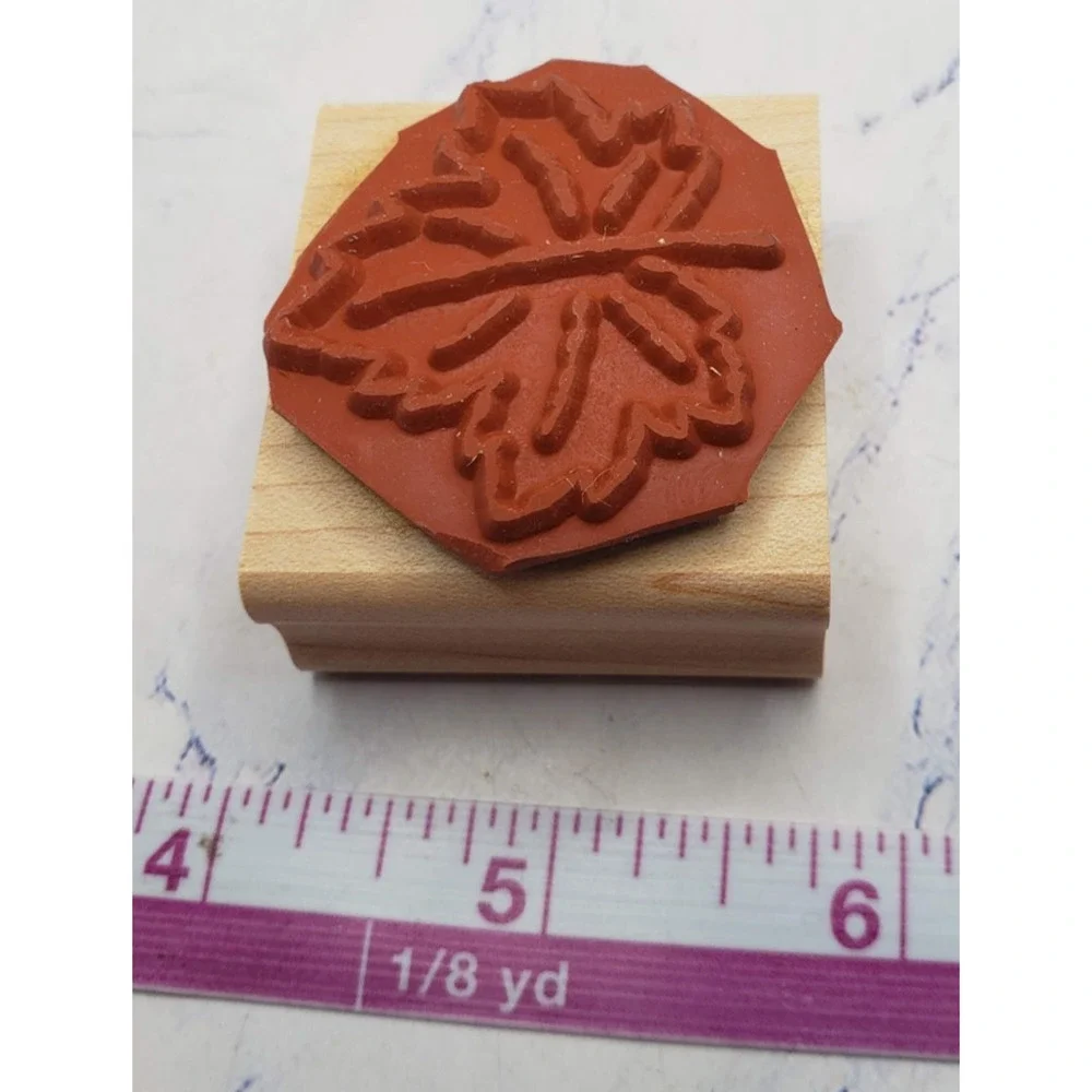 Stampin' Up! Autumn Maple Leaf Wood Mounted Rubber Stamp